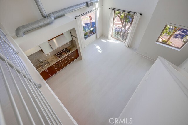 Building Photo - 3 Delancy