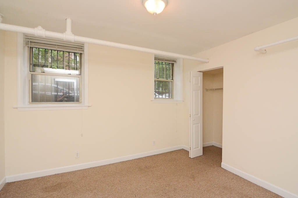 Building Photo - 2455 N Spaulding Ave