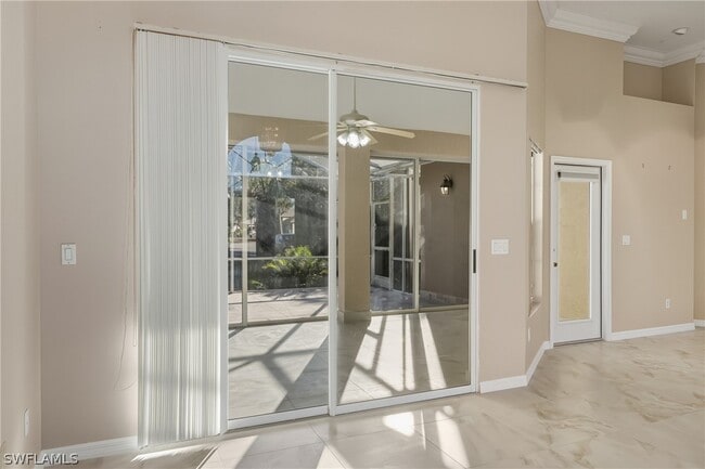 Building Photo - 128 Heritage Way