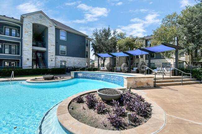 Building Photo - 6777 Sommerall Dr