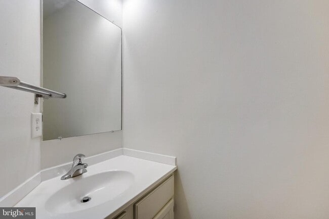 Building Photo - 11770 Stonegate Ln