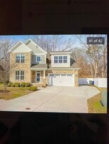 Building Photo - 2716 River Watch Dr