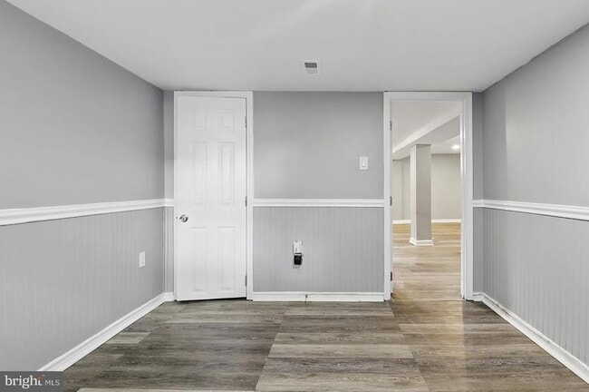 Building Photo - 809 Jefferson St NW