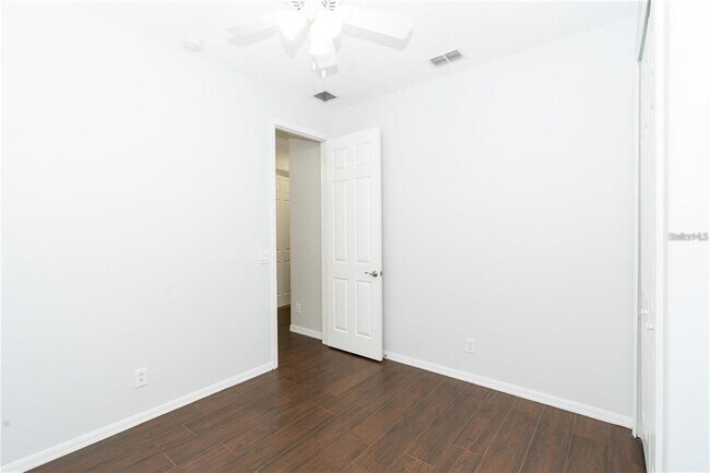Building Photo - 9763 Moss Rose Way