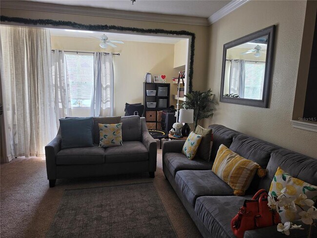Building Photo - 1300 Eastern Pecan Pl