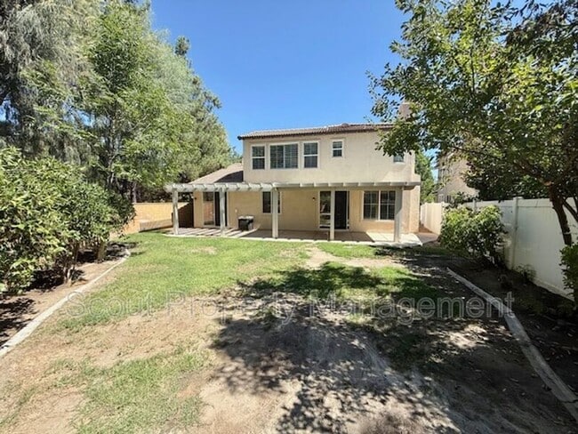 Building Photo - 39877 Worthington Pl