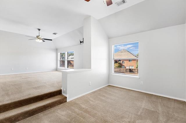 Building Photo - 1121 London Dr