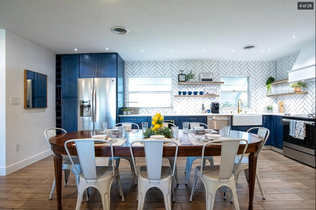 Building Photo - 4112 Dublin St