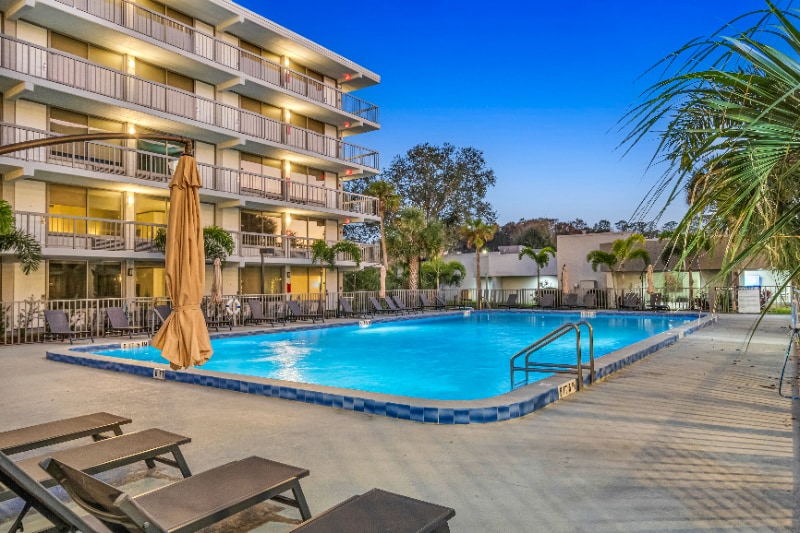 Building Photo - 5565 W Irlo Bronson Memorial Hwy