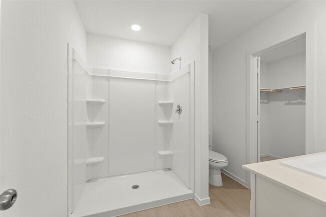 Building Photo - 16854 Great Highlands Dr