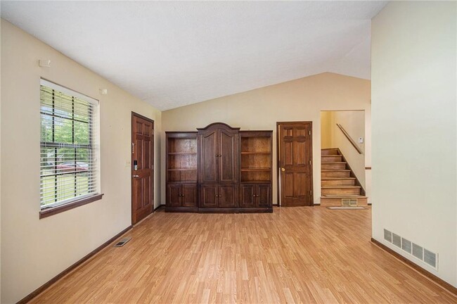 Building Photo - 443 St Patrick Dr SW