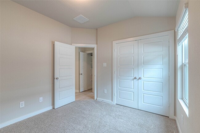 Building Photo - 1721 Succotash Oak Ct