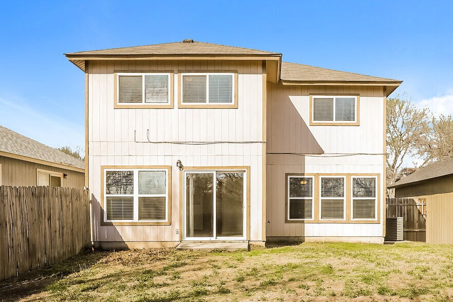 Building Photo - 8320 Morning Grove