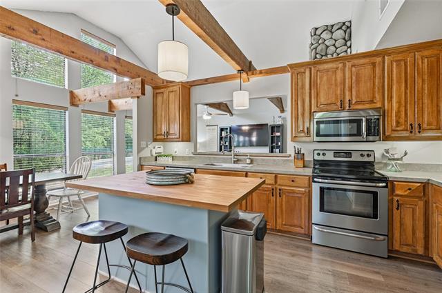 Building Photo - 5 Juanita Dr