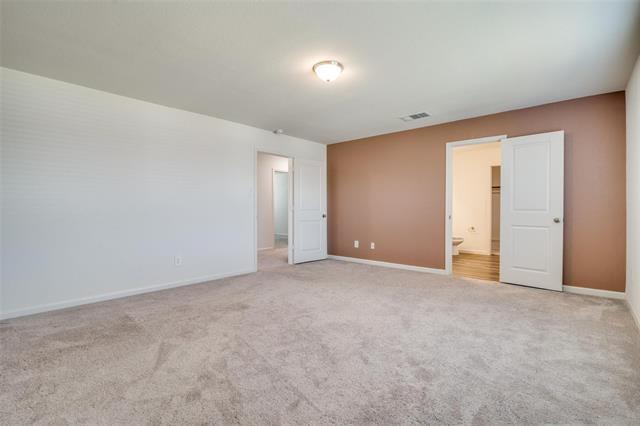 Building Photo - 731 Yorkshire Dr