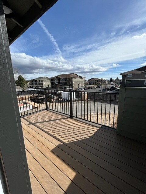 Master bedroom deck - 1352 SW Obsidian Ave