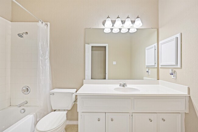 Building Photo - 3258 Gladewater Ln