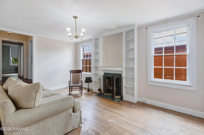 Building Photo - 109 French St