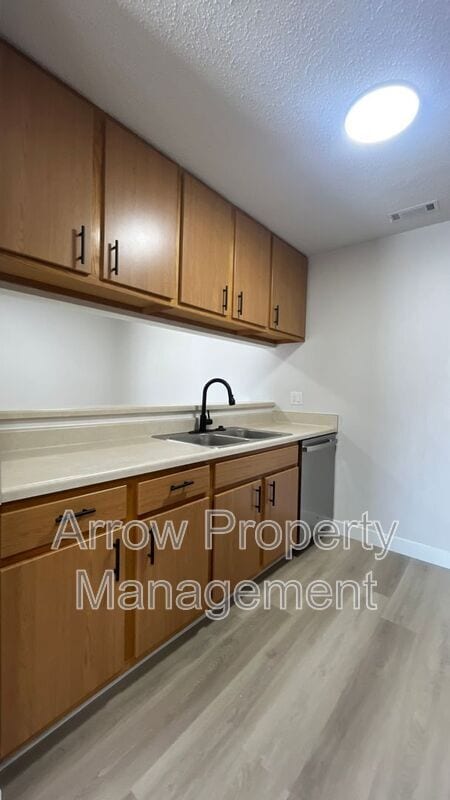 Building Photo - 2340 N 44th St