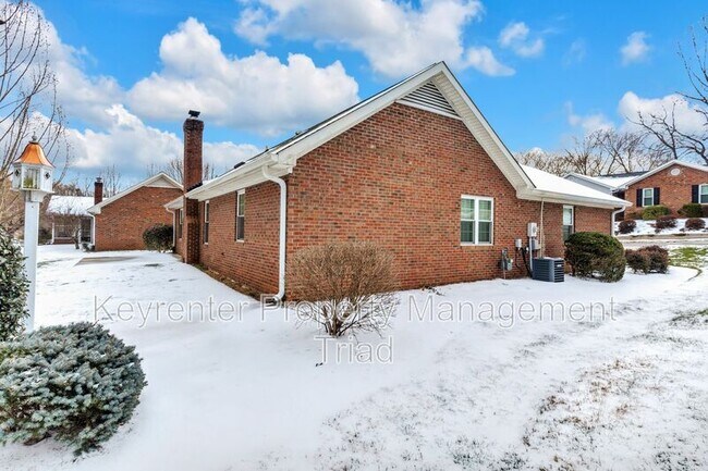 Building Photo - 1 Brandywine Cir