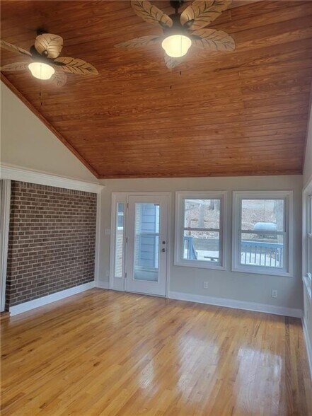 Building Photo - 3370 Westbrook Rd