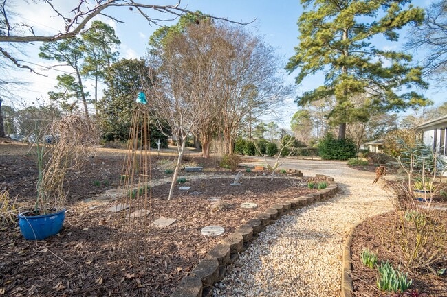 Building Photo - 119 Fortson Cir