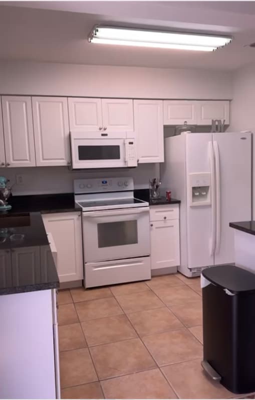 Building Photo - 2126 N 14th Ave