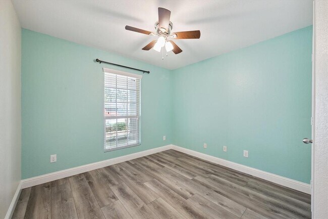 Building Photo - 3129 Sun Terrace Ln