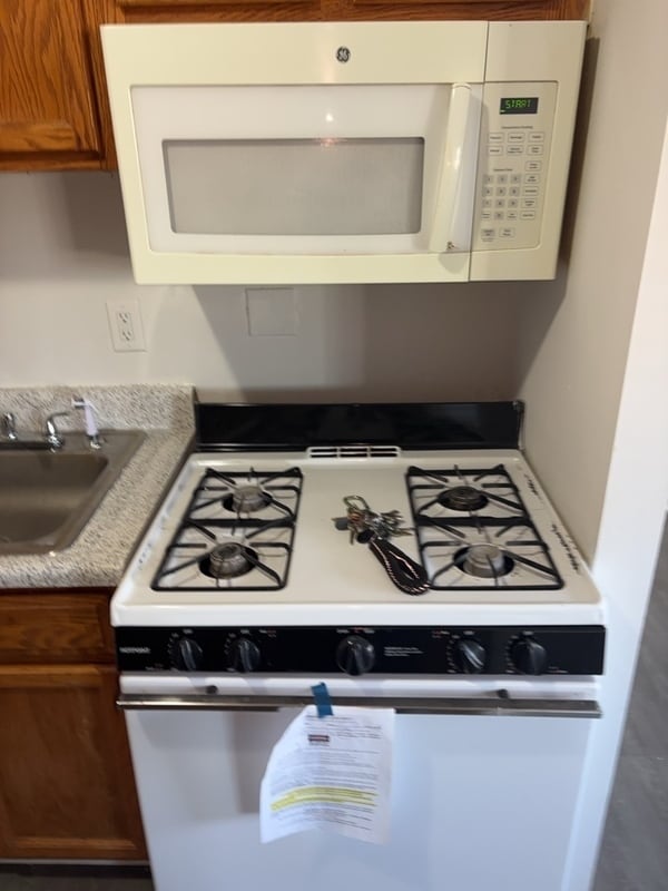 Building Photo - 5604 Crenshaw Rd