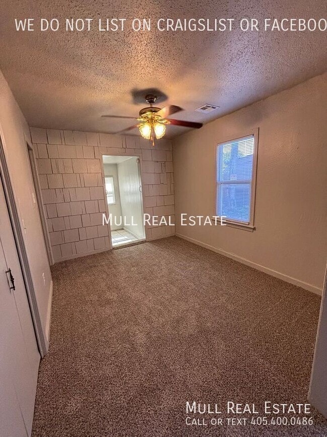 Building Photo - 1037 Tabor Dr
