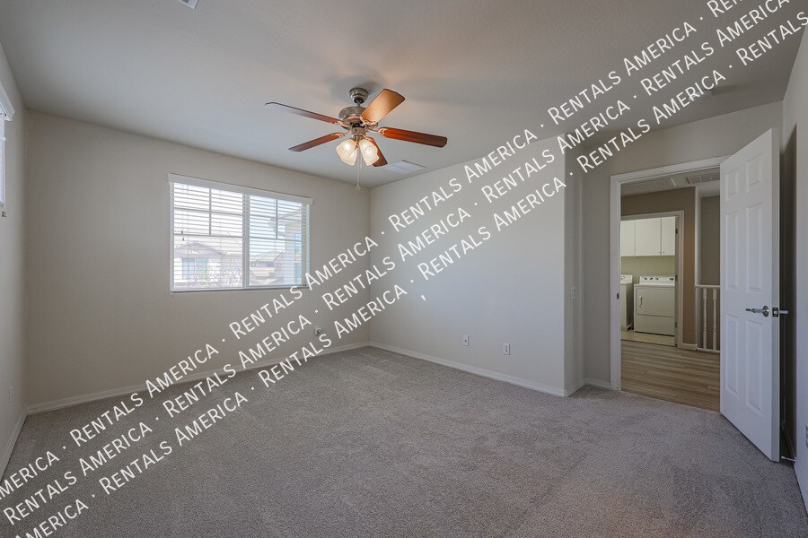 Building Photo - 2205 W Le Marche Ave