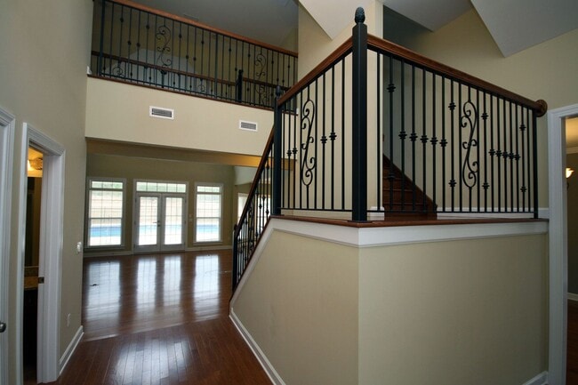Building Photo - 360 County Rd 163