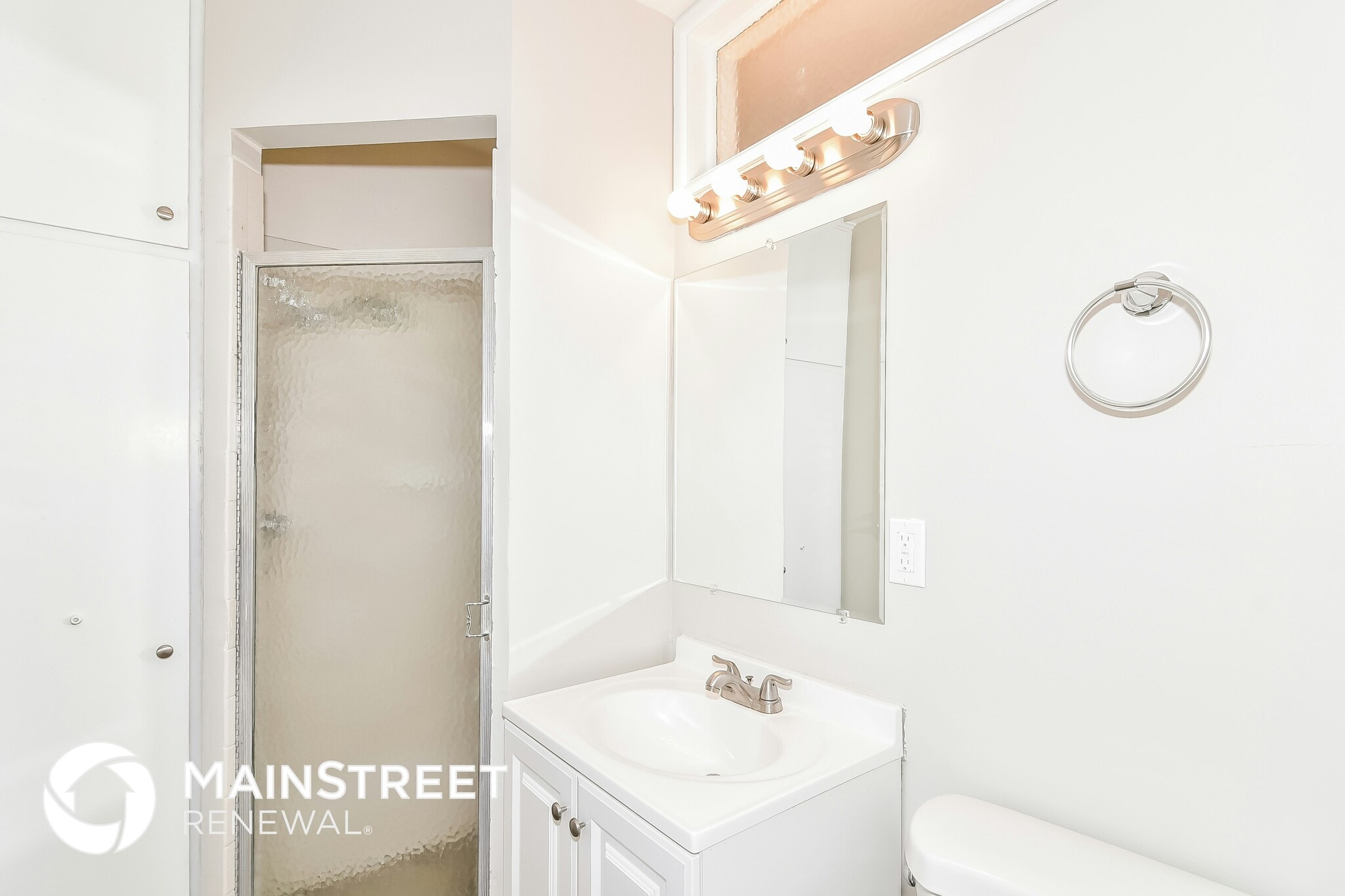 Building Photo - 8102 E 93rd Terrace