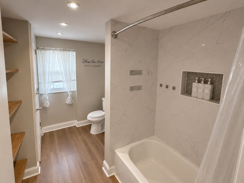 Upstairs Bathroom - 27 Church St