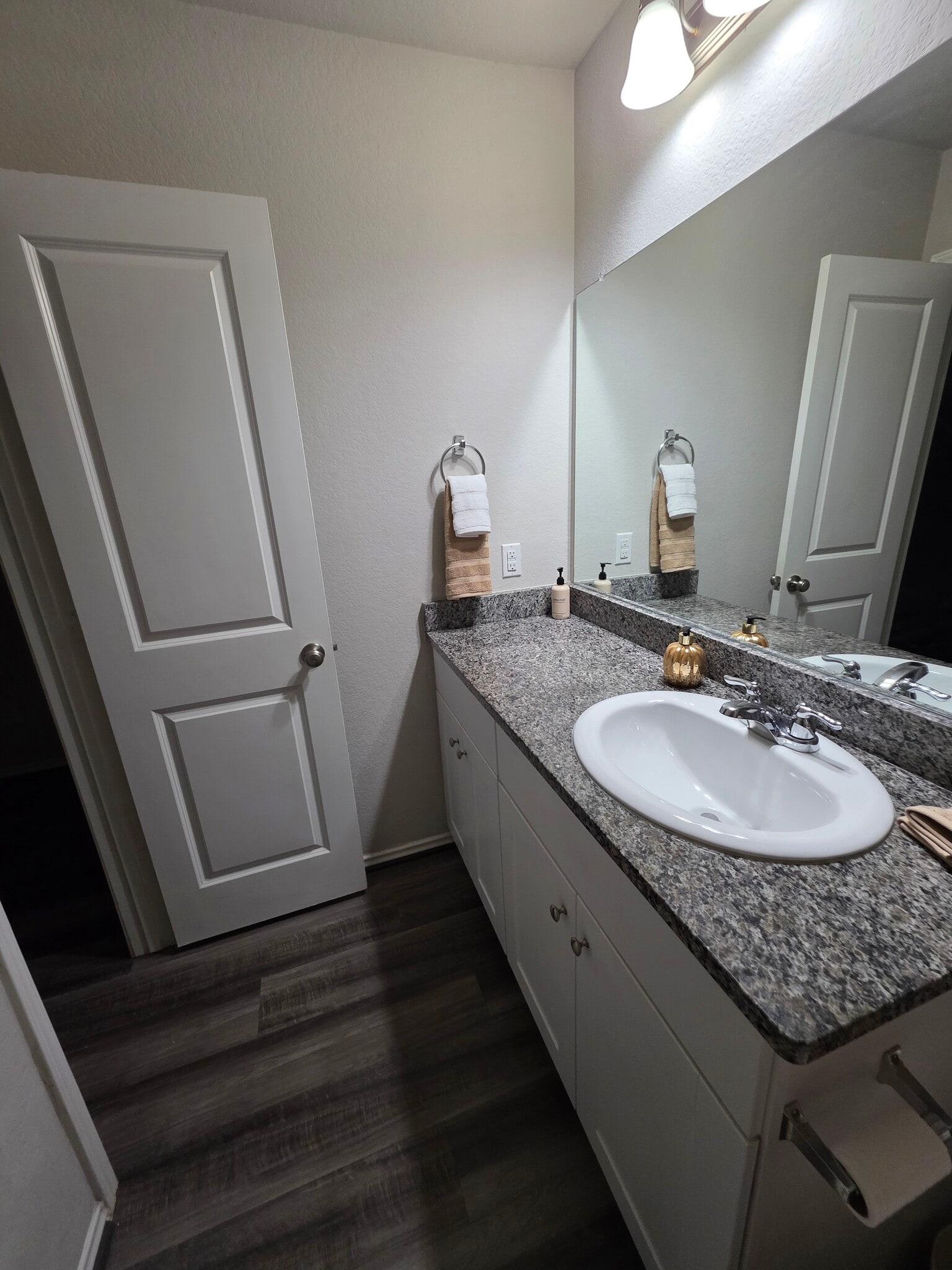 Building Photo - 31577 Acacia Vis