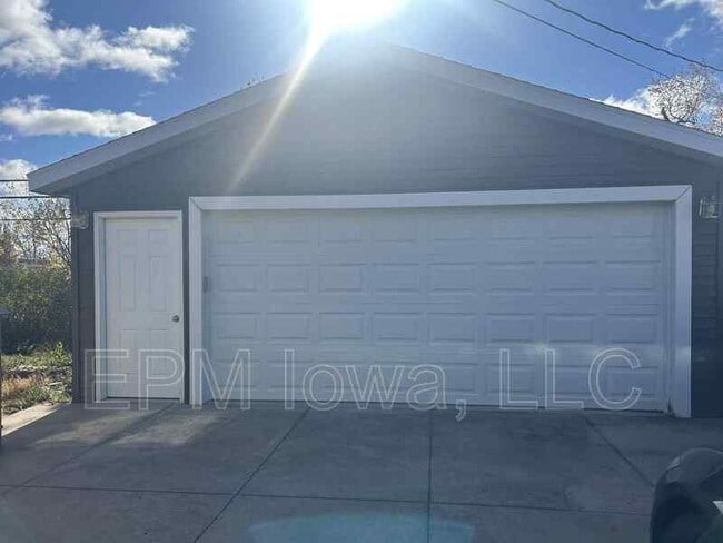 Building Photo - 4821 Midway Dr NW