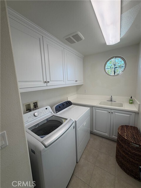 Building Photo - 15 Galan St