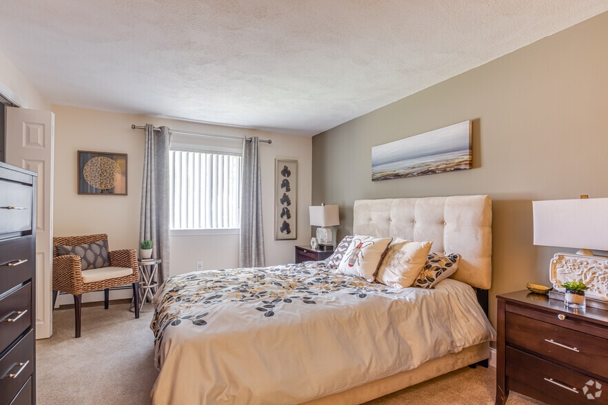 Interior Photo - Village Green Apartments