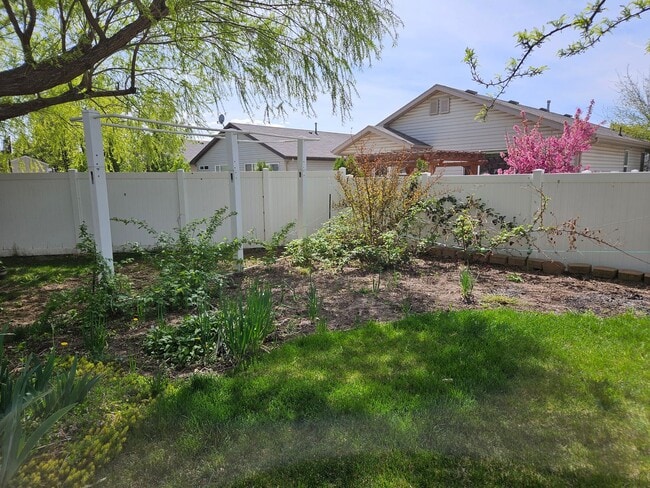 Building Photo - 3 Bedroom, North Salt Lake Gem with RV Parking, Workshop & Spacious Backyard Retreat
