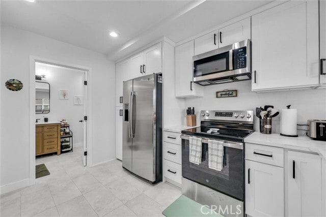 Building Photo - 12363 Loraine Ave