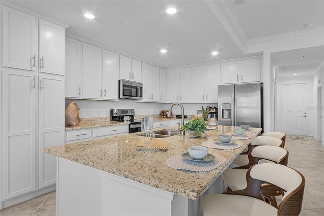 Building Photo - 14061 Heritage Landing Blvd