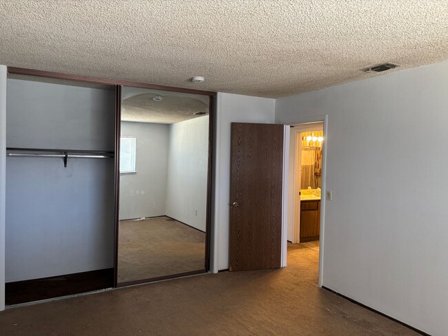 Building Photo - 4999 Curve Wood Way