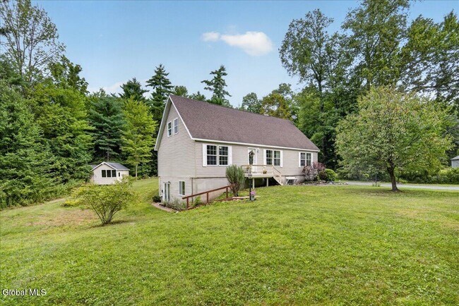 Building Photo - 209 N Greenfield Rd