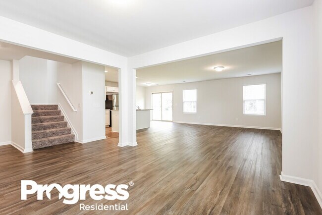 Building Photo - 442 Pollyanna Dr