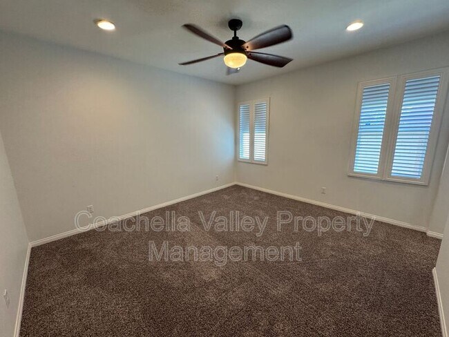 Building Photo - 74049 Kingston Ct W