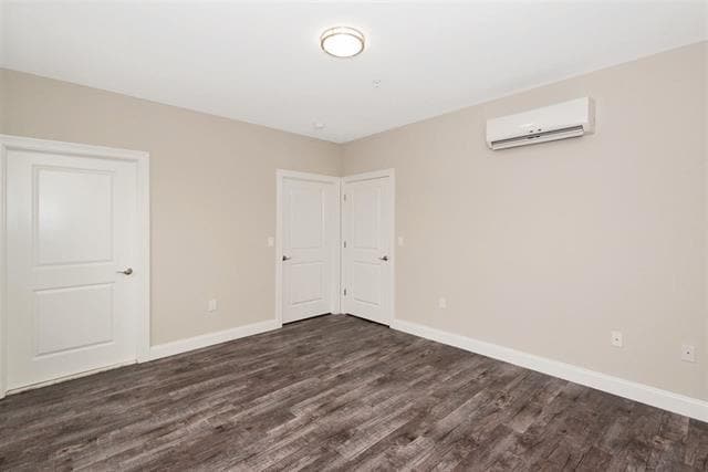 Building Photo - 7014 Jackson St