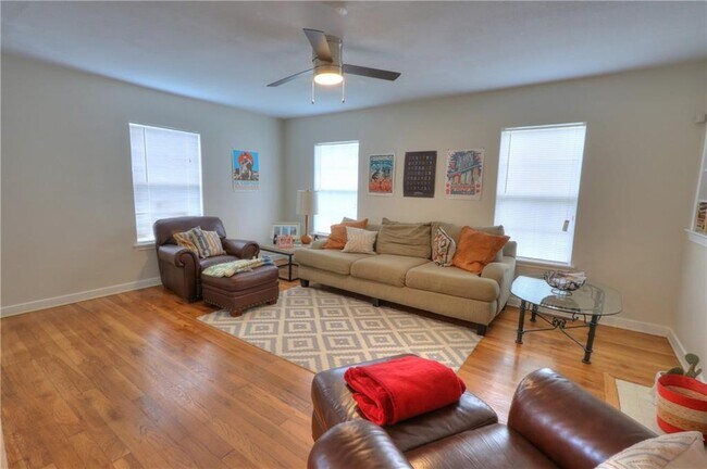 Building Photo - 3538 Austin St