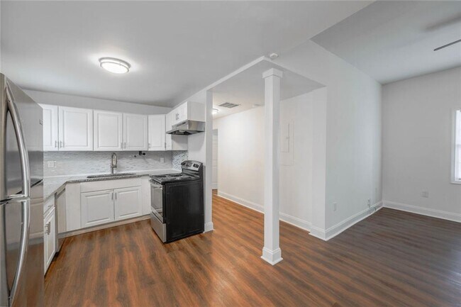 Building Photo - 75 Meldon Ave SE