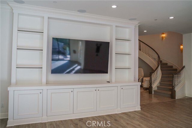 Building Photo - 111 Great Oak