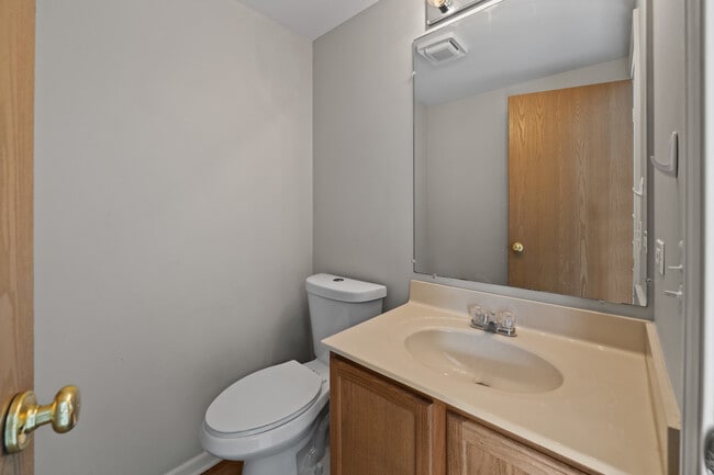 Building Photo - 2295 Twilight Dr